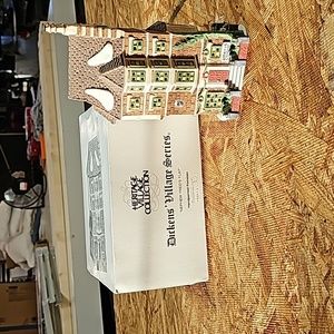 Dept 56 Heritage Village collection, Dickens village series nephew Fred's flat.